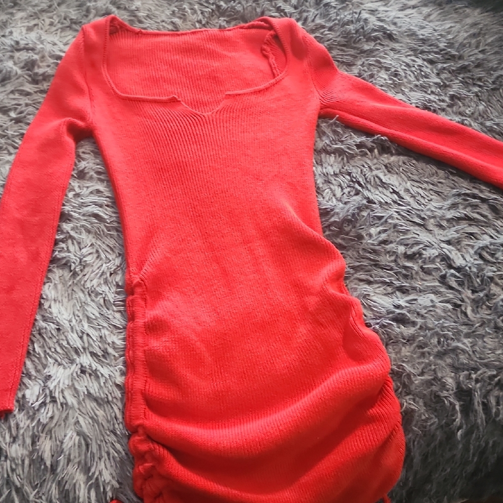 Elegant Red Women's Sweater